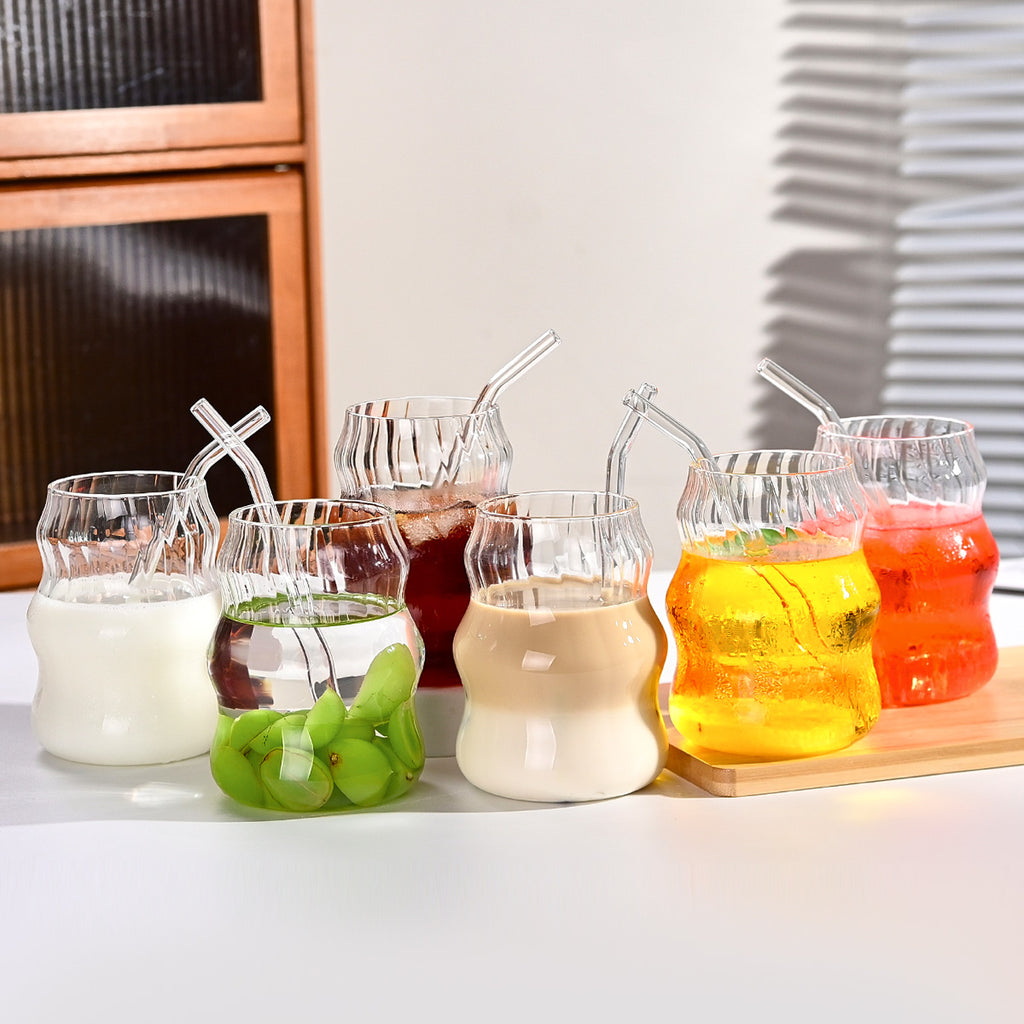 6er Set Glasbecher mit Strohhalm – Kaffee, Milch, Saft, Tee – Wolkenstreifen Design