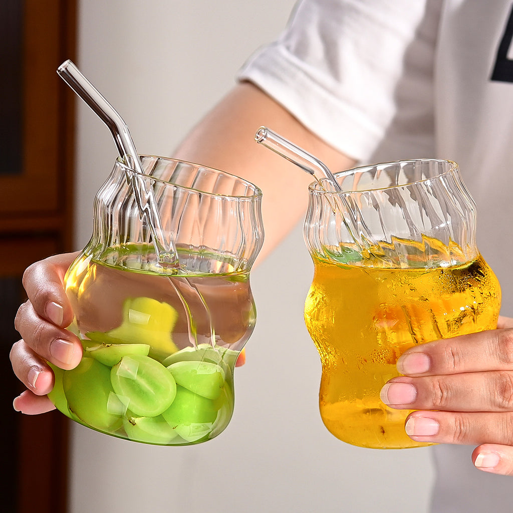 6er Set Glasbecher mit Strohhalm – Kaffee, Milch, Saft, Tee – Wolkenstreifen Design